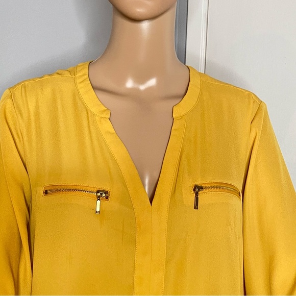 Suzy Shier Long Sleeve Yellow Mustard Size L Polyester Light & Classy  Pre-Loved - Picture 2 of 15